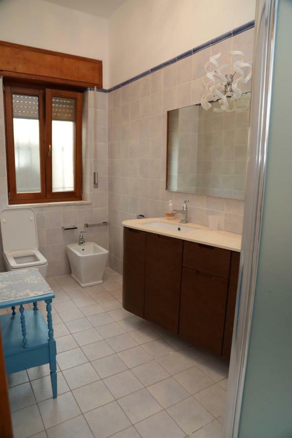 Luxury Apt Apartment Calasetta Exterior photo
