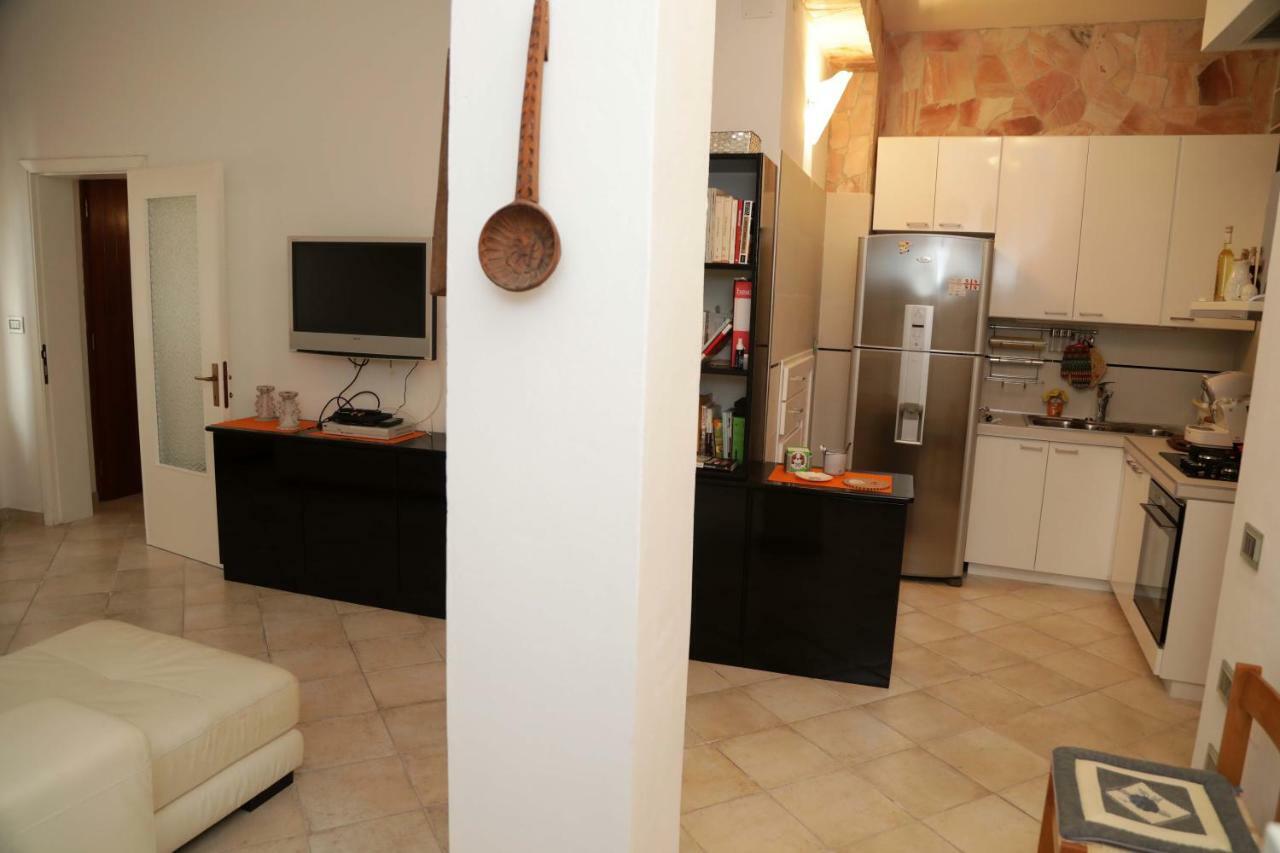 Luxury Apt Apartment Calasetta Exterior photo